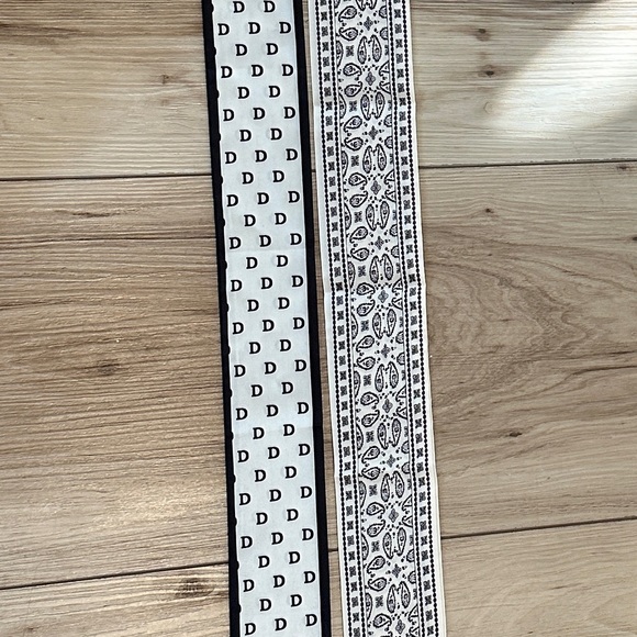 Black and White Patterned Twilly Scarves to tie around neck, handbag, versitile - Picture 3 of 3